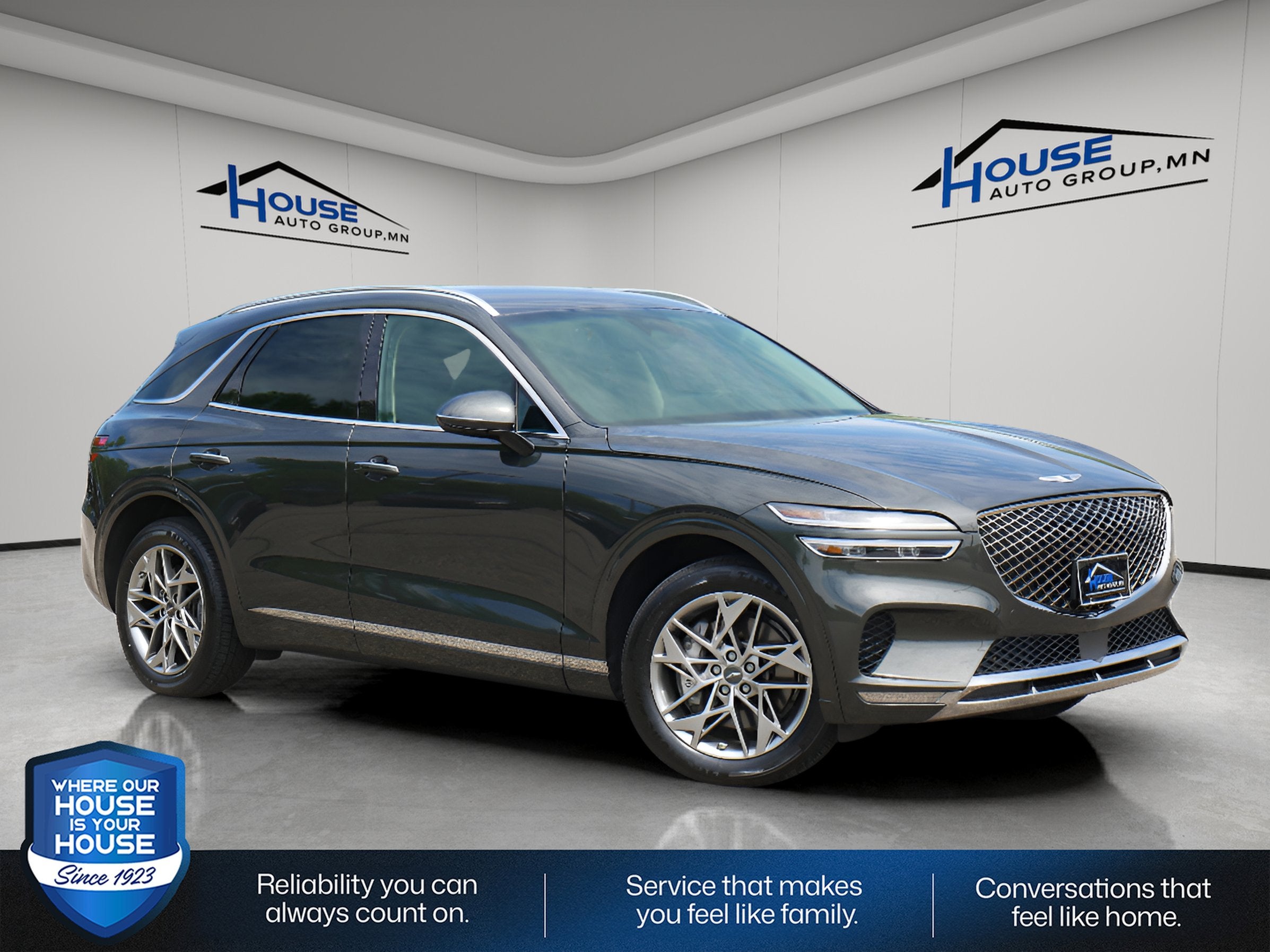 2025 Genesis GV70 2.5T Standard AWD's photo