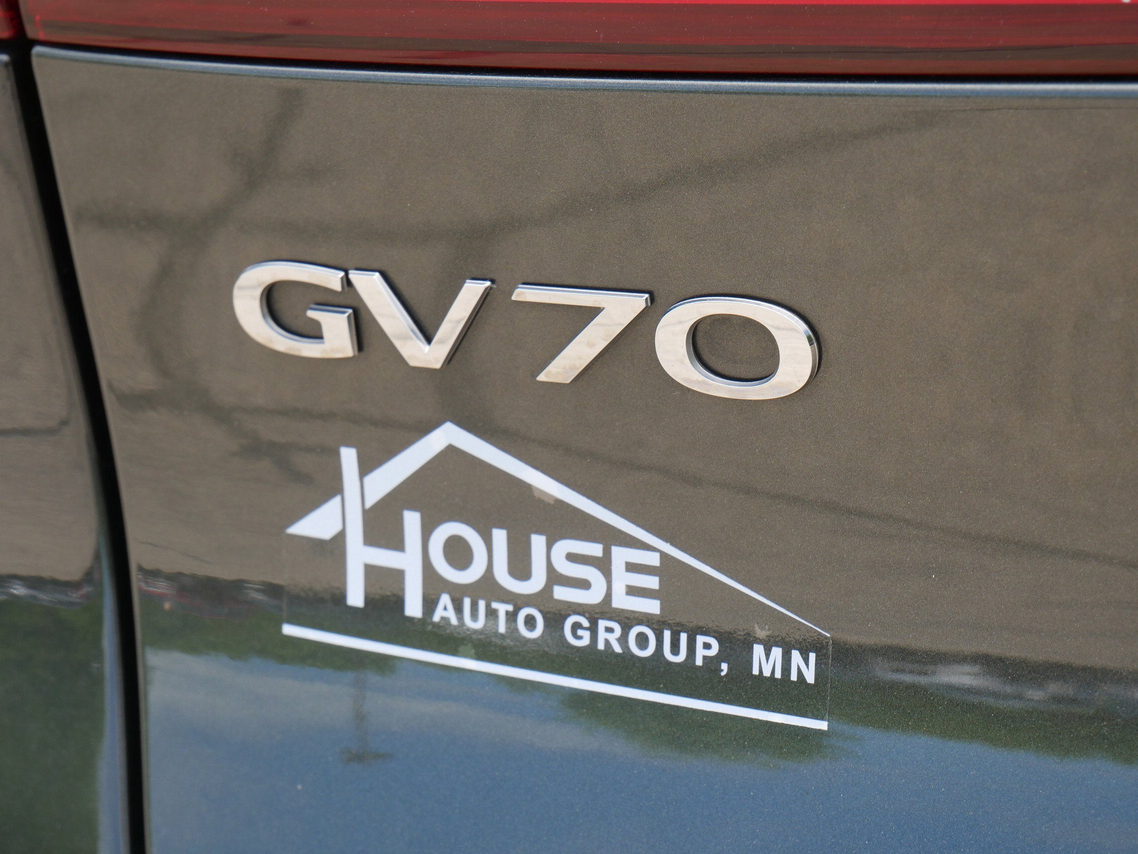 2025 Genesis GV70 2.5T