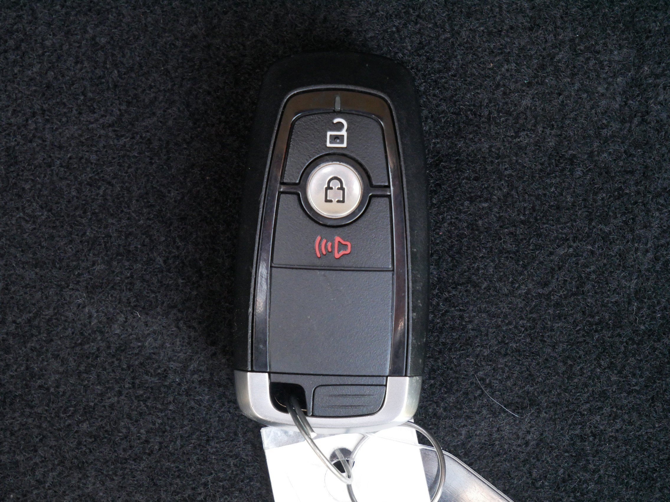 2022 Ford EcoSport SES