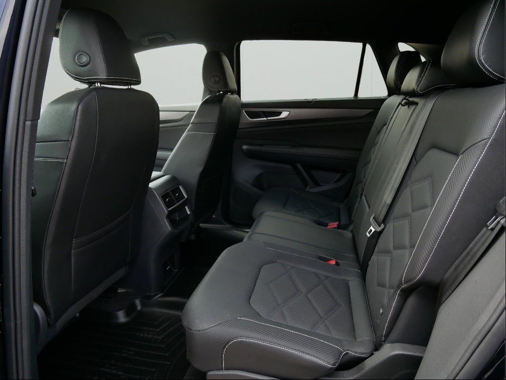 2025 Volkswagen Atlas Cross Sport SE 4Motion