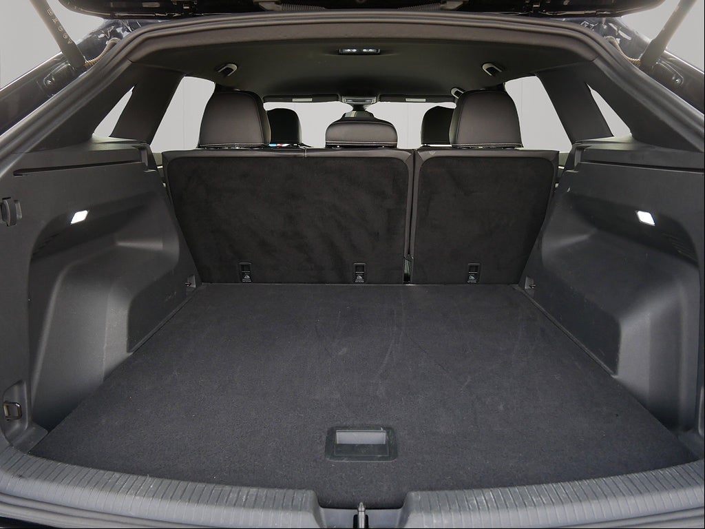 2025 Volkswagen Atlas Cross Sport SE 4Motion
