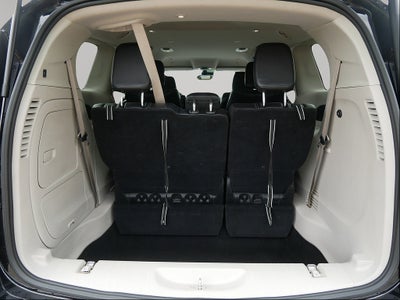 2024 Chrysler Pacifica Select