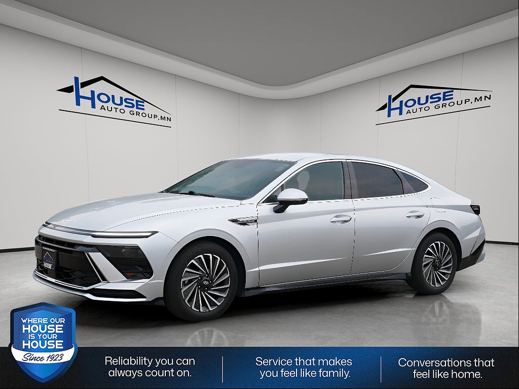 Used 2025 Hyundai Sonata Hybrid SEL with VIN KMHL34JJ3SA102906 for sale in Red Wing, Minnesota